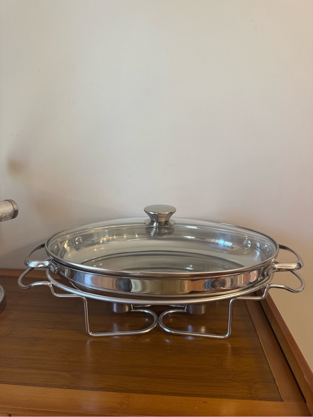 Stainless Steel Glass-Lid Serving Pan - Silver color stainless steel 13” bistro